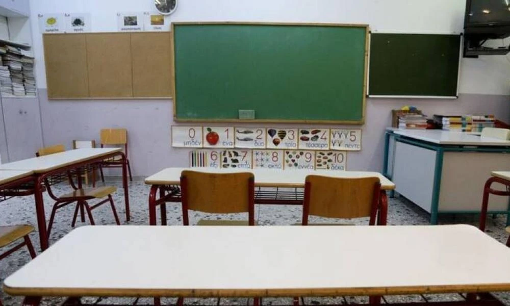 Δήμαρχος Ν. Κυνουρίας: Κλειστά σήμερα τα σχολεία μετά τον σεισμό των 4,8 ρίχτερ